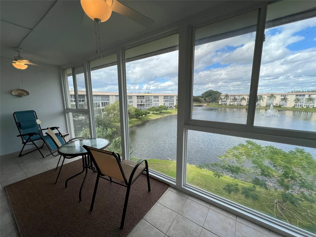Photo of Unit A4 at 1903 Bermuda Circle