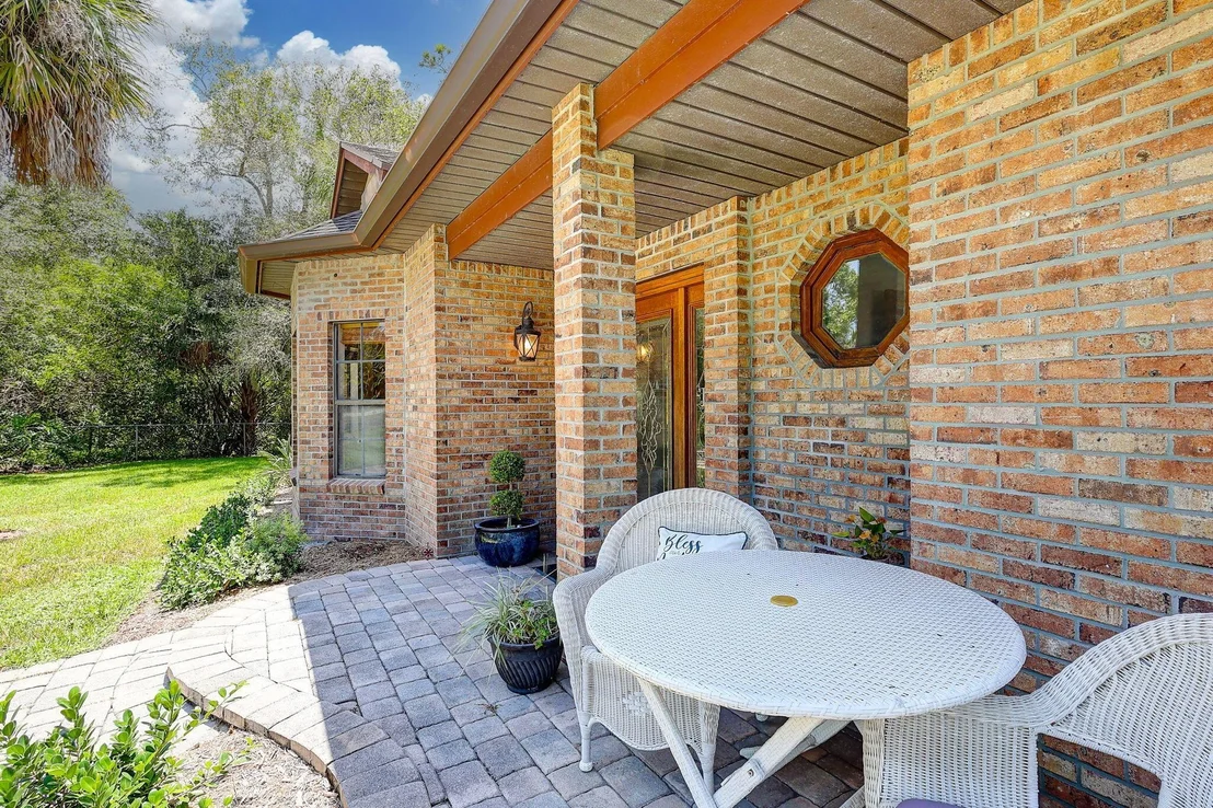 Photo of 5619 Oleander Avenue