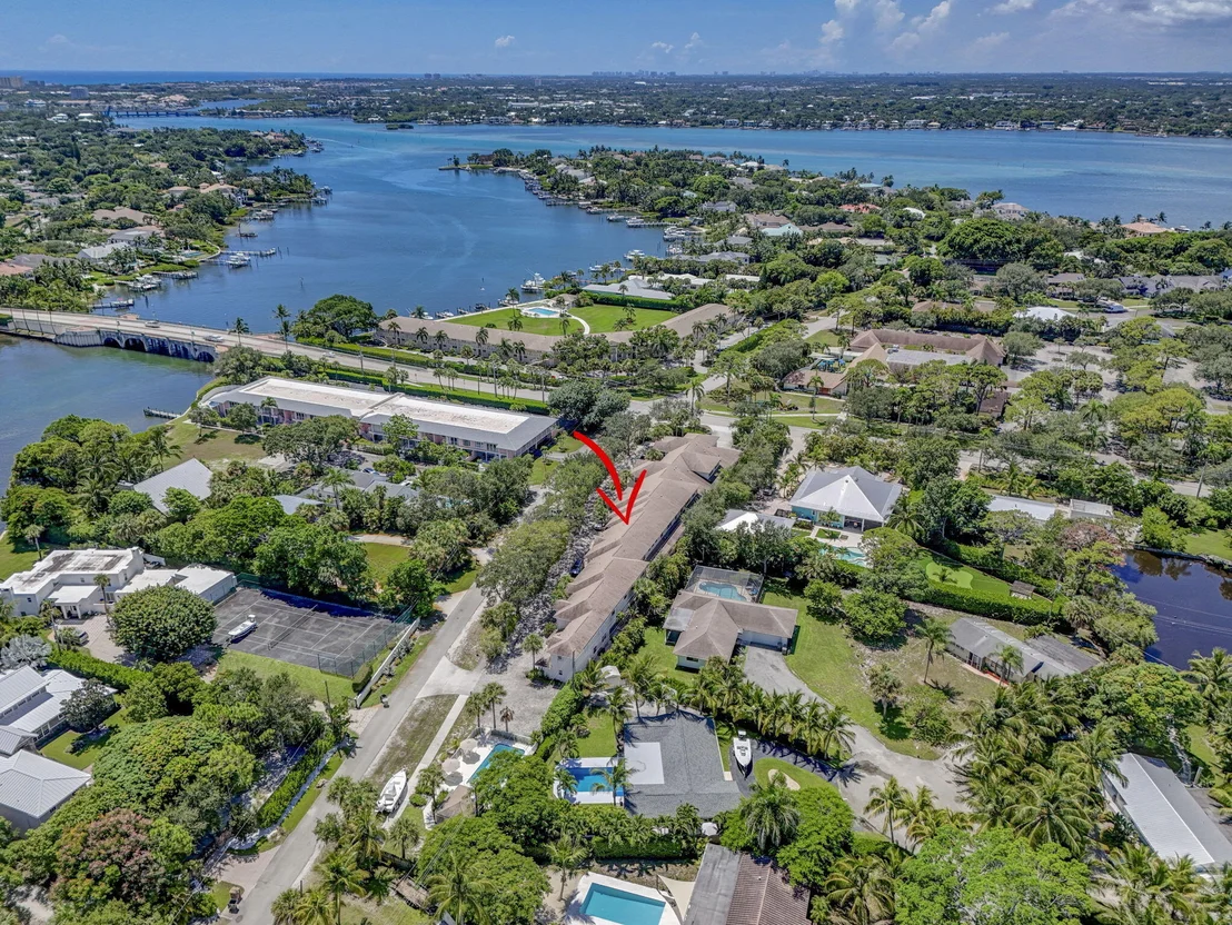 Photo of Unit 7 at 479 Tequesta Drive