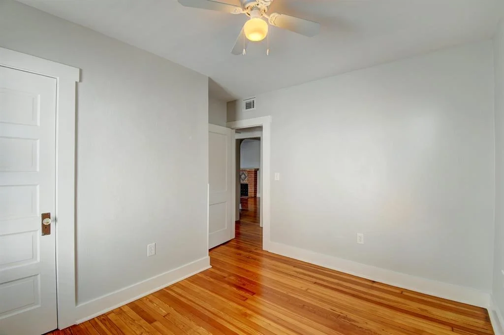 Photo of 415 Avenida Alegre