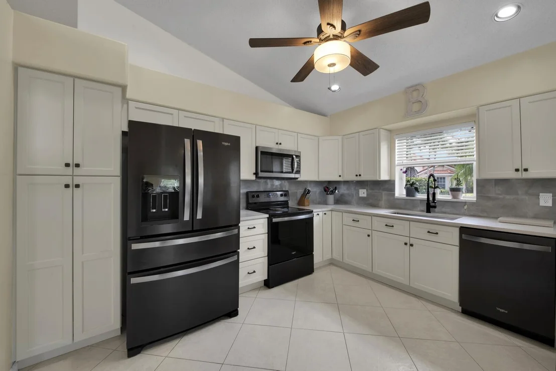 Photo of 7710 N Great Glen Circle