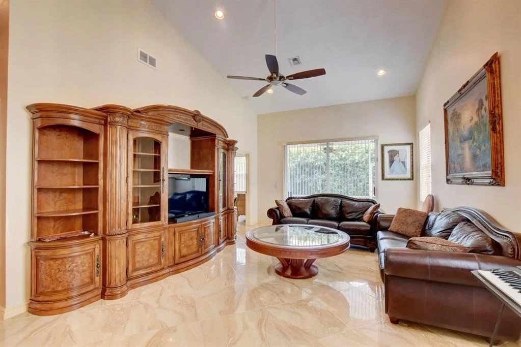 Photo of 6164 Petunia Road