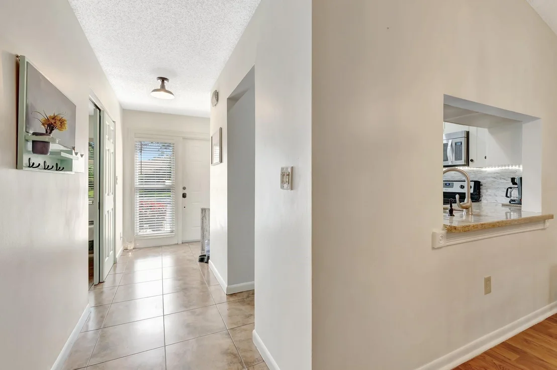 Photo of 4336 Palm Forest Drive