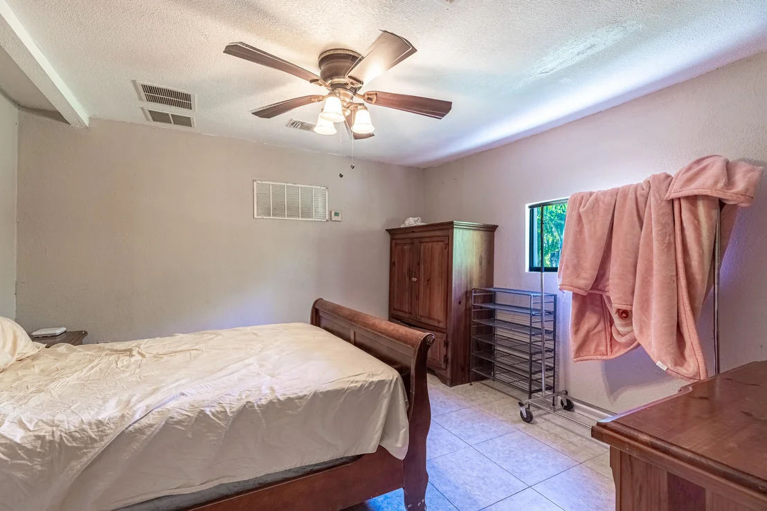 Photo of 2943 B Road