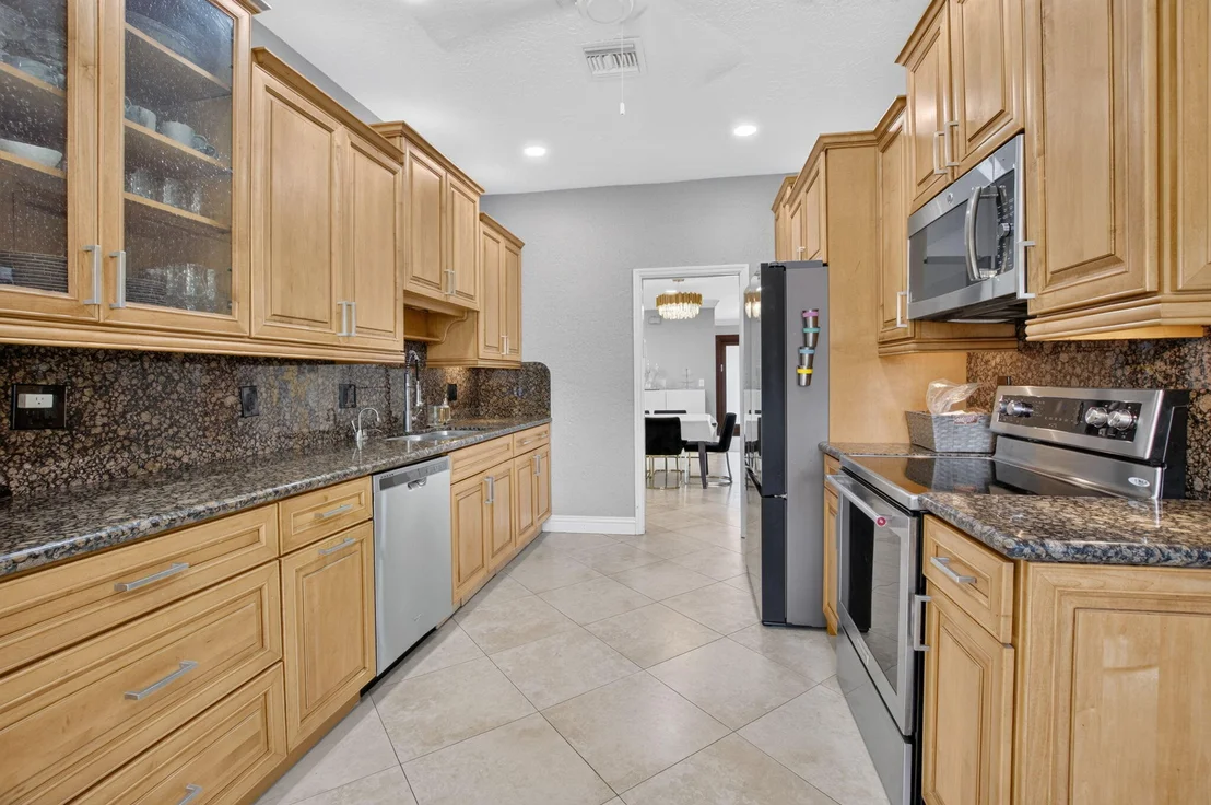 Photo of 7658 SOLIMAR Circle
