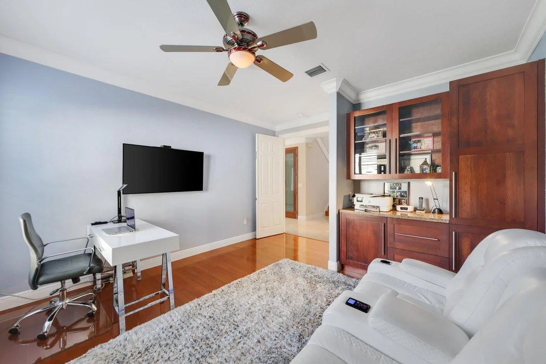 Photo of 19245 Skyridge Circle