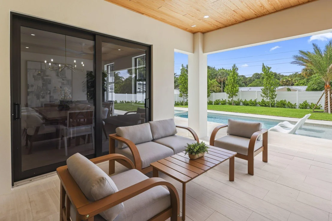 Photo of 2384 WINDSOR Road