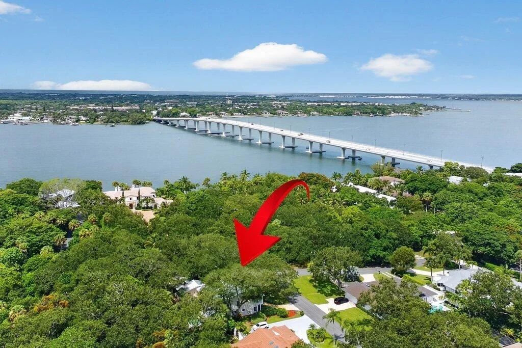 Photo of 15 HERITAGE Way