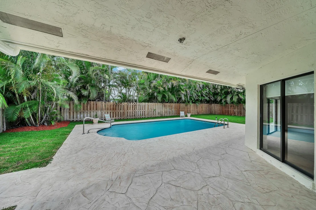 Photo of 9817 Majorca Place