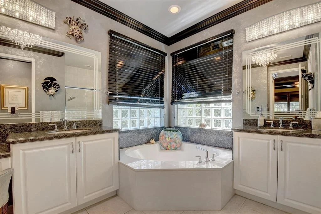 Photo of 7363 Twin Falls Drive