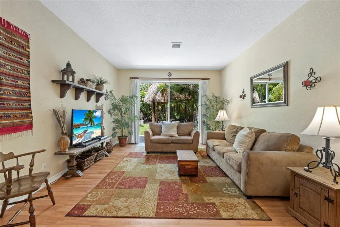 Photo of 5809 Eagle Cay Lane