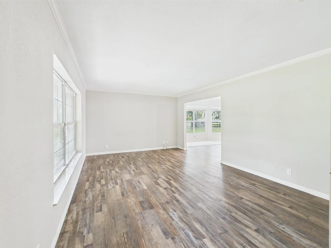Photo of 2045 SW 18th Lane