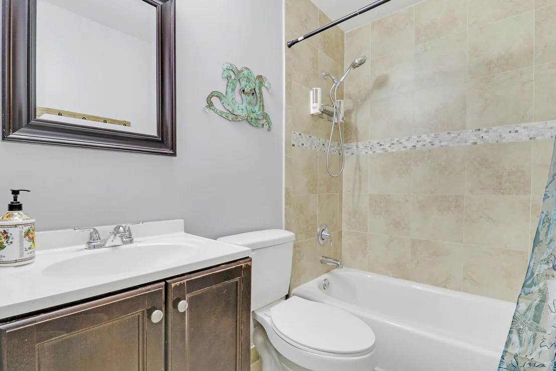 Photo of 532 Riverside Drive
