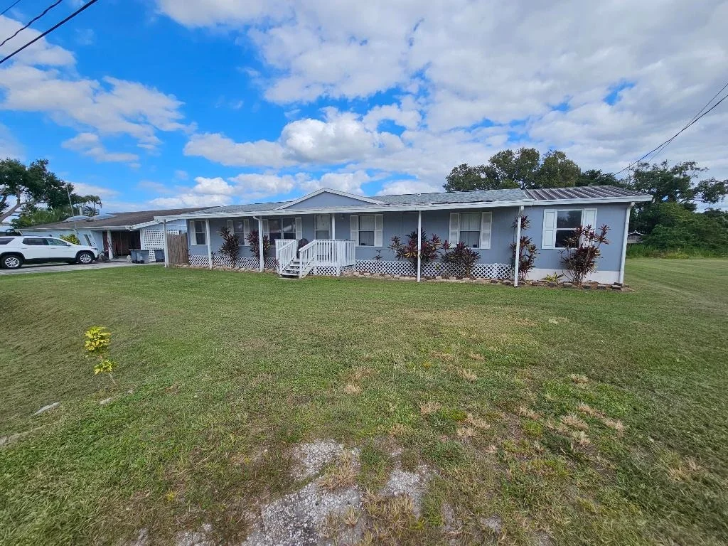 Photo of 3222 SE 34th Avenue