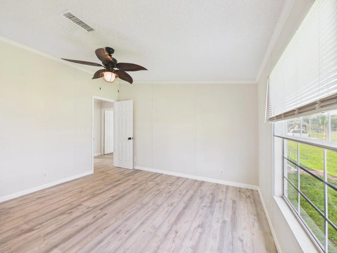Photo of 17090 NW 38th Avenue