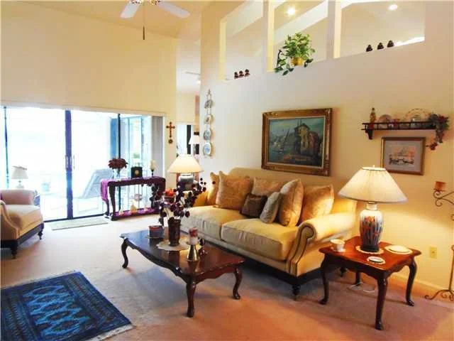 Photo of 718 Juniper Place