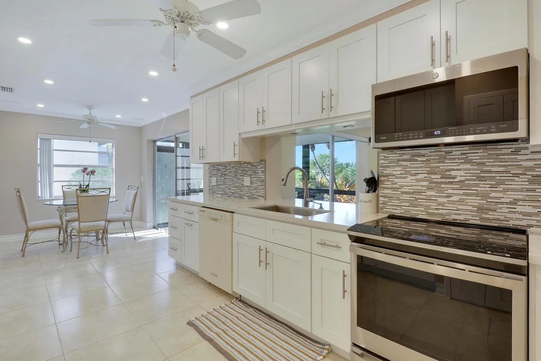 Photo of 7328 Pine Forest Circle