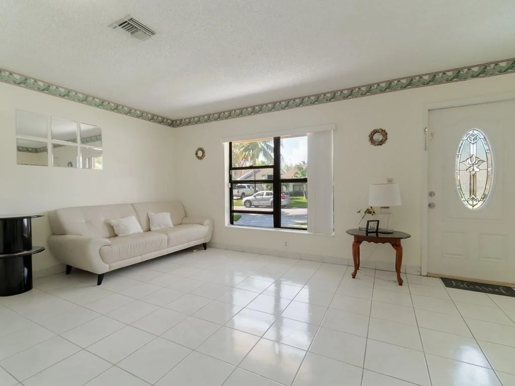 Photo of 5974 Ithaca Circle W