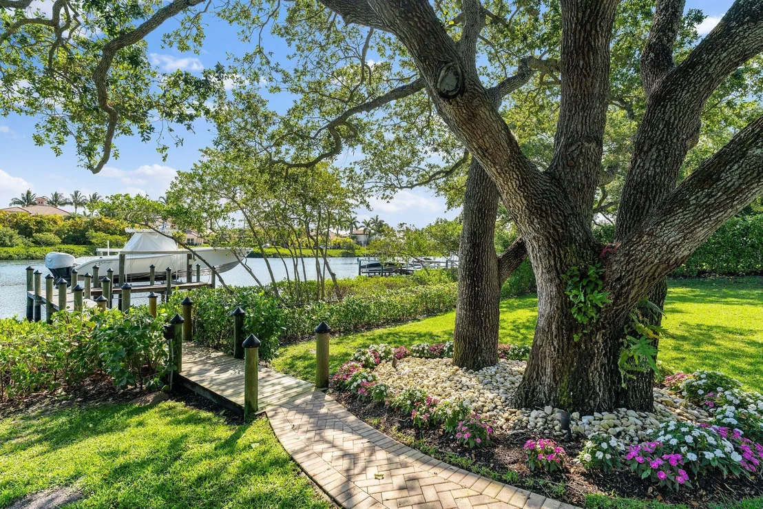 Photo of 19163 SE Jupiter River Drive