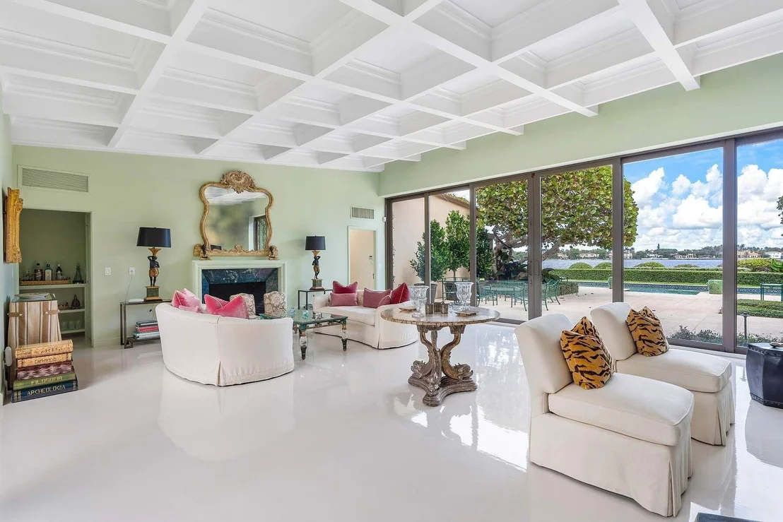 Photo of 748 Island Drive