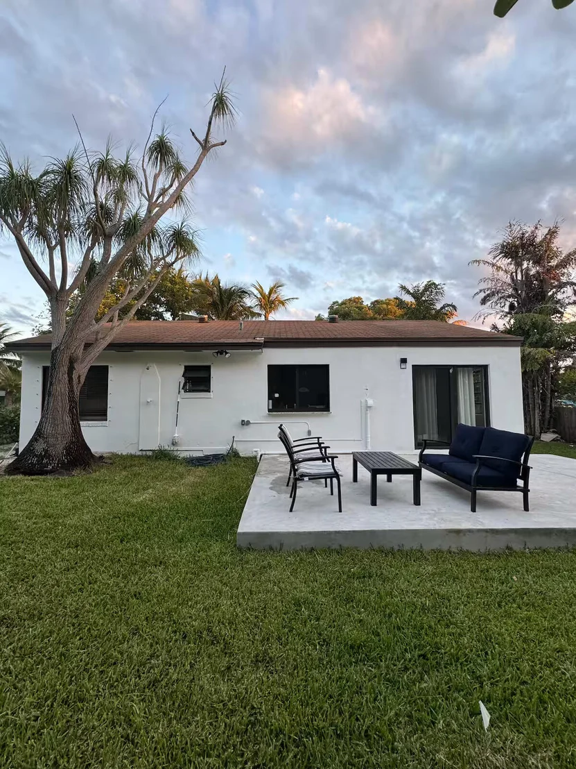 Photo of 1875 Ridge Road