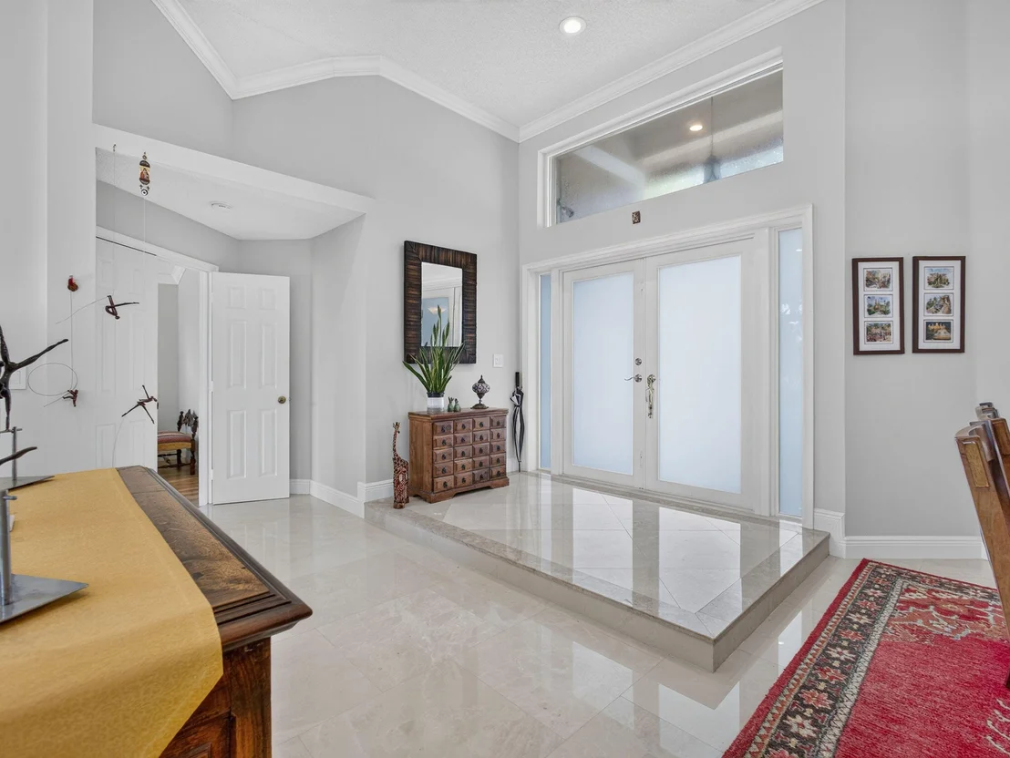 Photo of 832 WATERVIEW Drive
