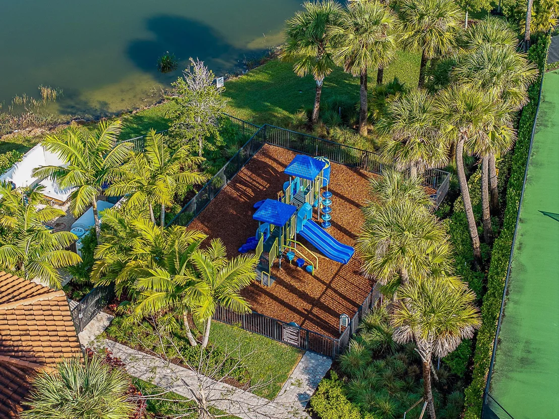 Photo of 9335 Bayside Circle