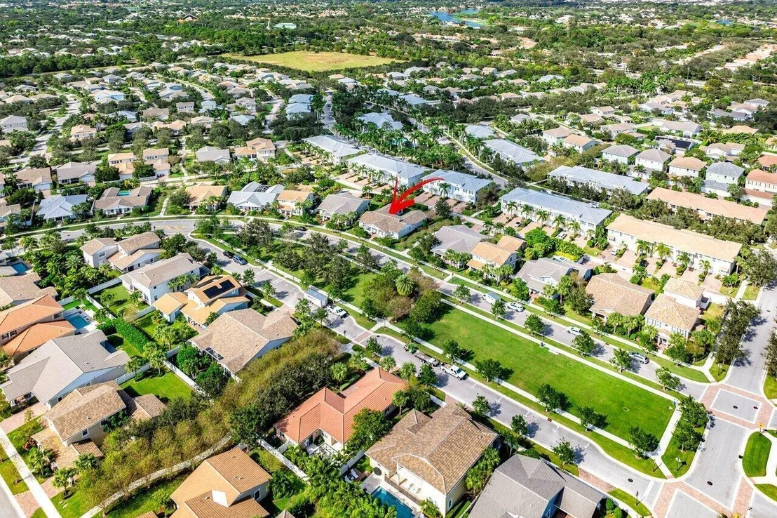 Photo of 1131 N Prescott Drive