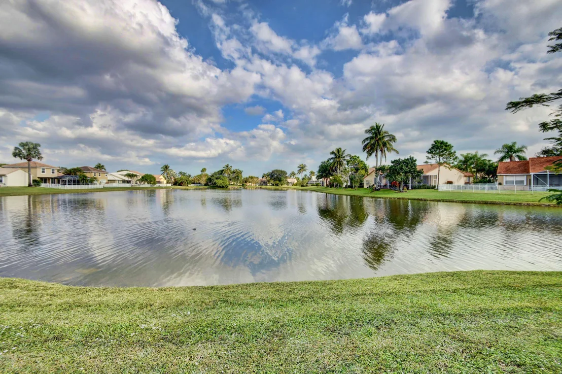 Photo of 18590 Serena Pointe Lane