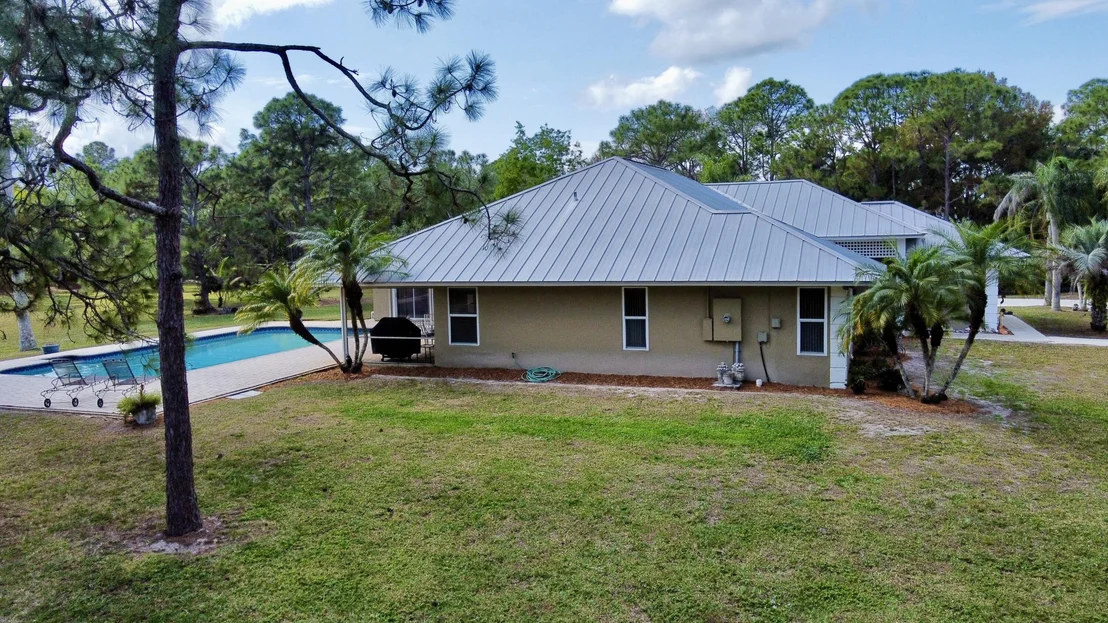 Photo of 2884 SE Ranch Acres Circle