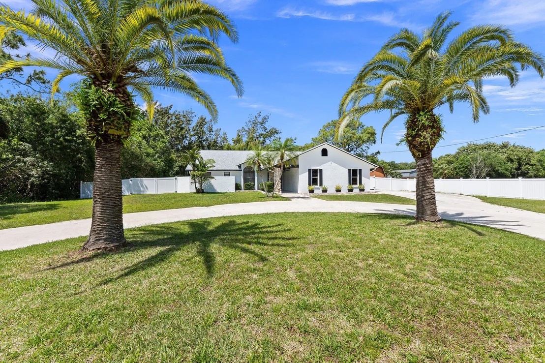 Photo of 5115 Silver Oak Drive