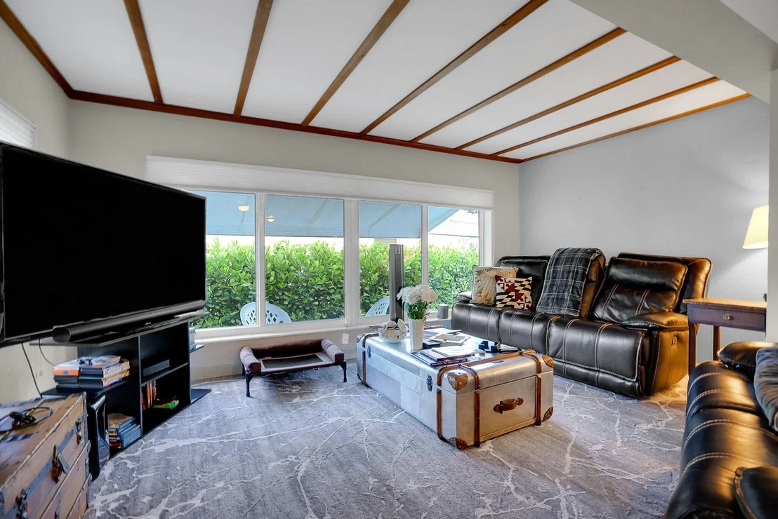 Photo of 312 Gulfstream Boulevard