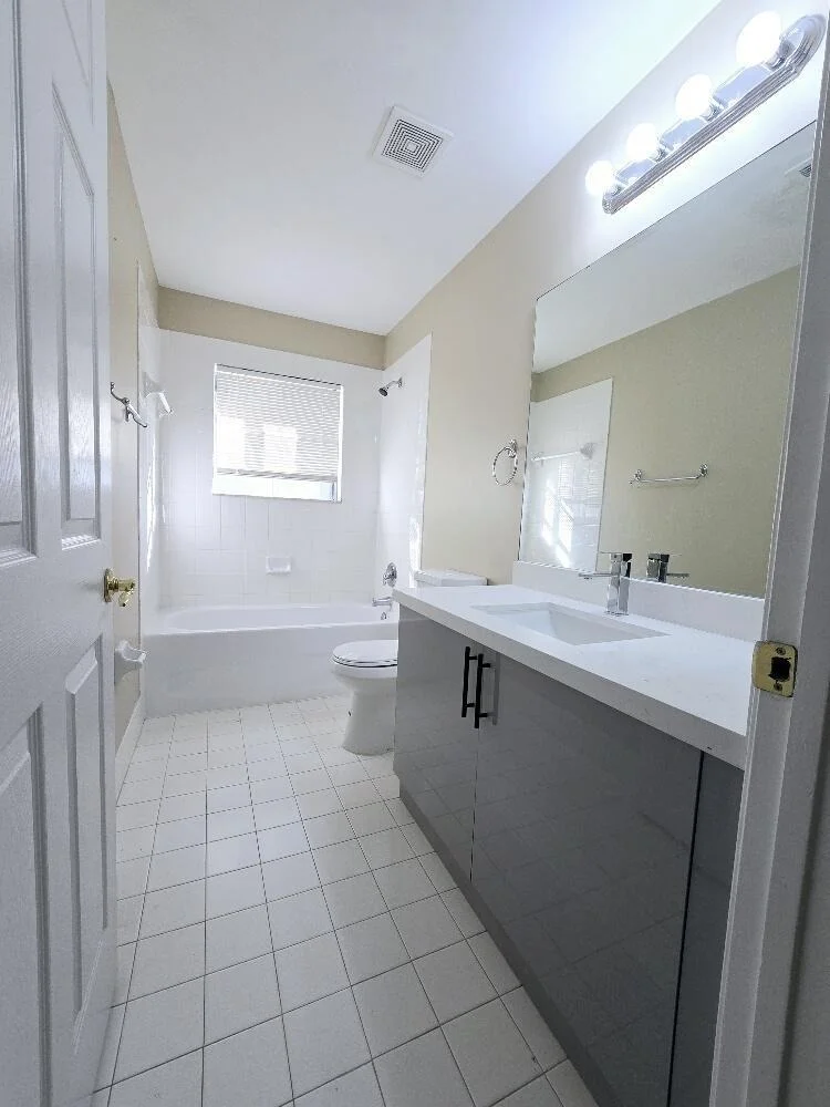 Photo of 321 NW 17th Avenue