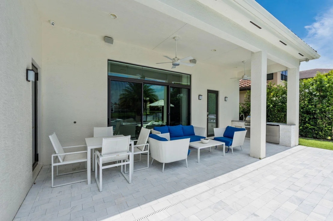 Photo of 16813 PAVILION Way