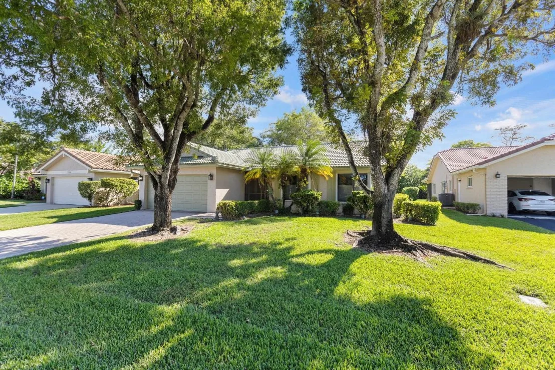 Photo of 7974 Cloverfield Circle