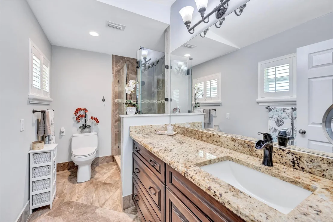 Photo of 8381 Leeway Lane