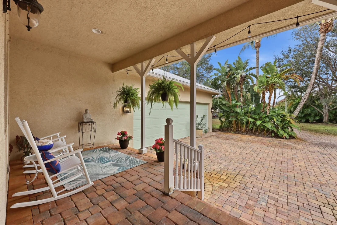 Photo of 2412 SE Saint Lucie Boulevard
