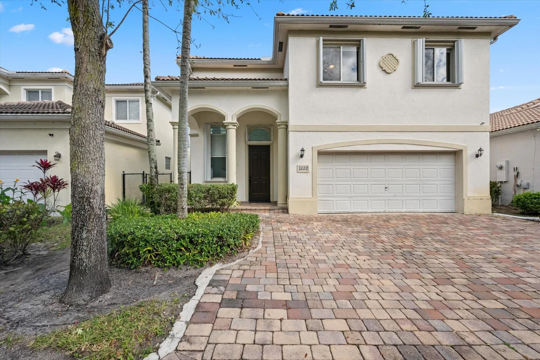 Photo of 1222 Rose Gate Boulevard