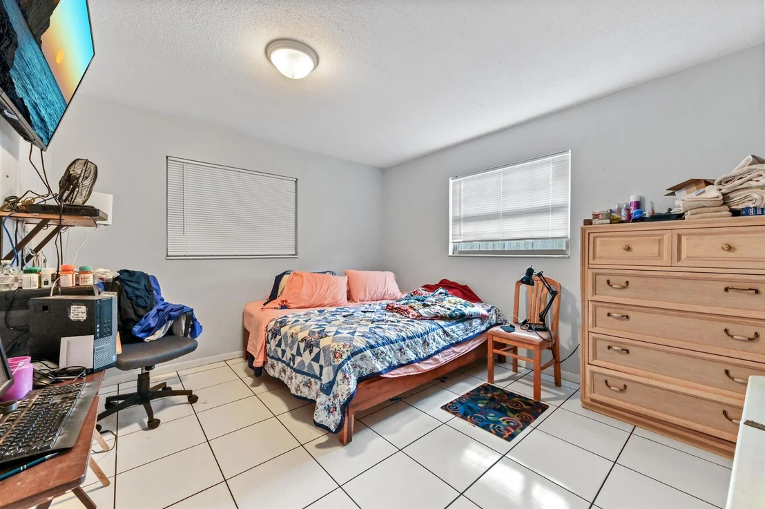 Photo of 436 Gulfstream Road