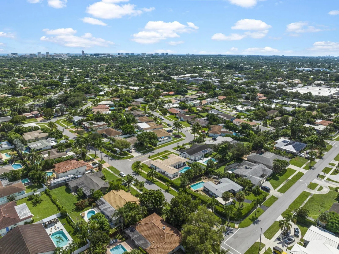 Photo of 599 NW 13th Drive