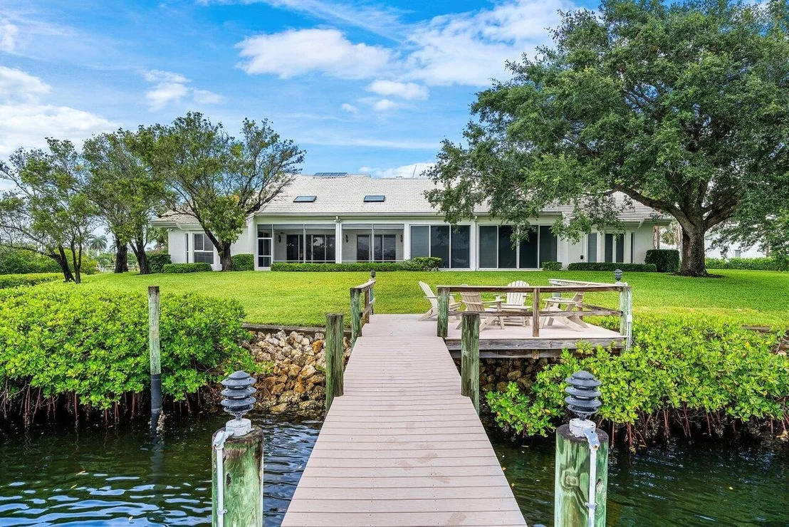 Photo of 3602 Captains Way