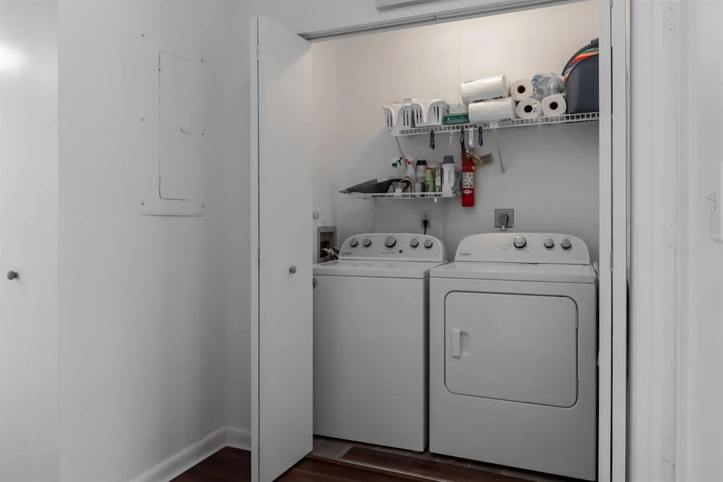 Photo of Unit C at 5021 Nesting Way