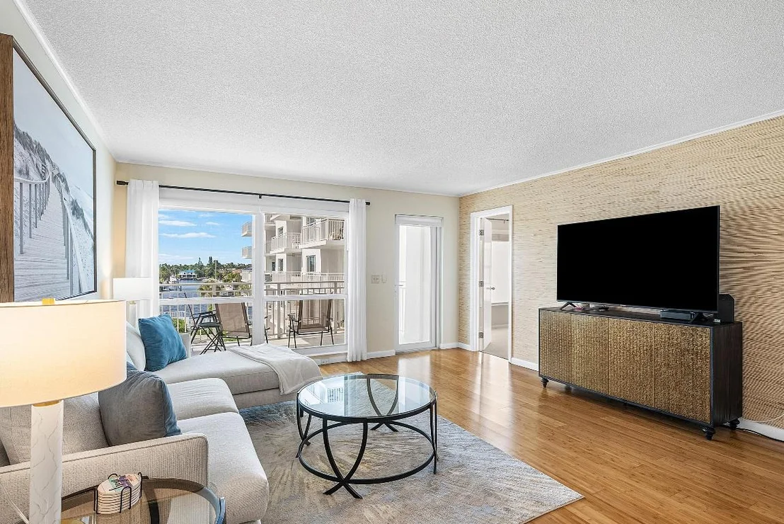 Photo of Unit 409 at 3114 S Ocean Boulevard
