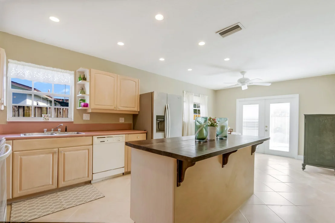 Photo of 124 Oregon Lane