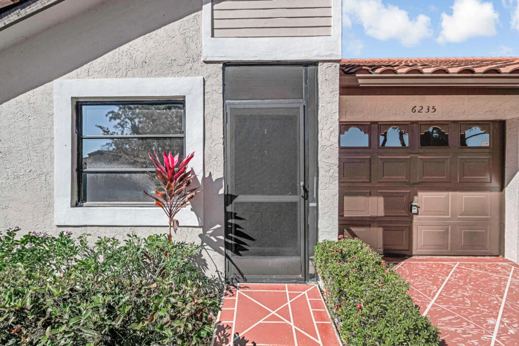 Photo of 6235 Kings Gate Circle