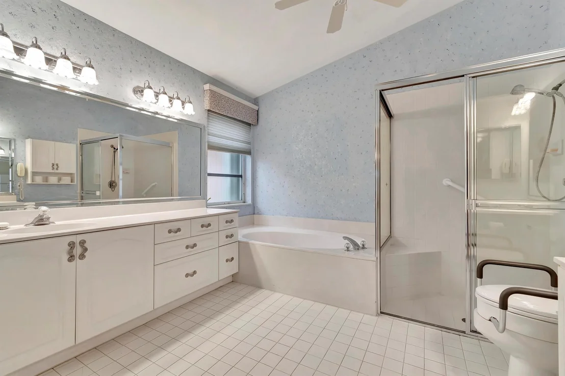 Photo of 7867 Waterfall Terrace
