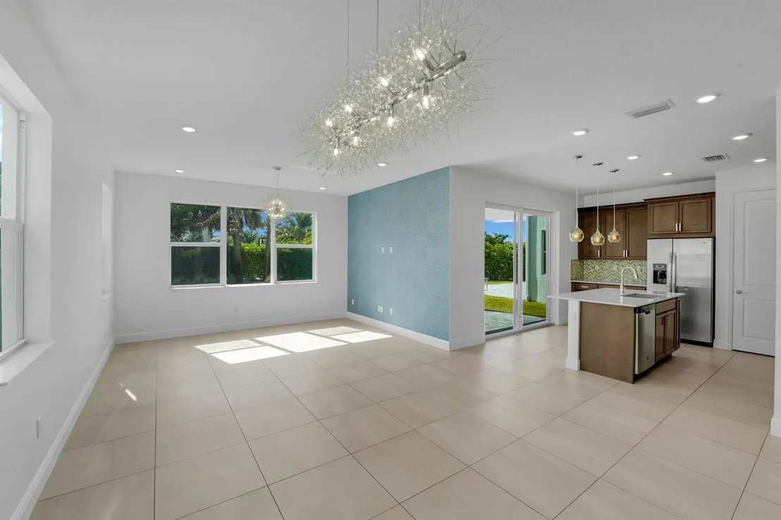 Photo of 1010 Azul Court