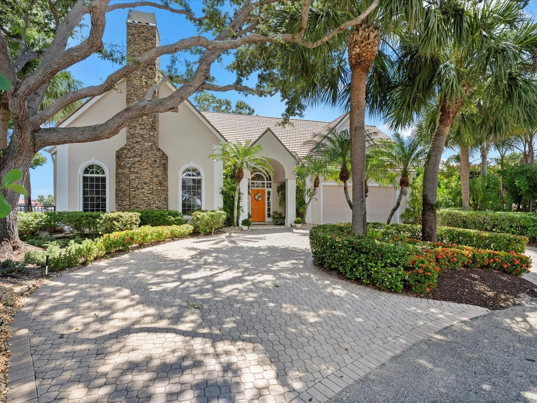 Photo of 35 Tradewinds Circle