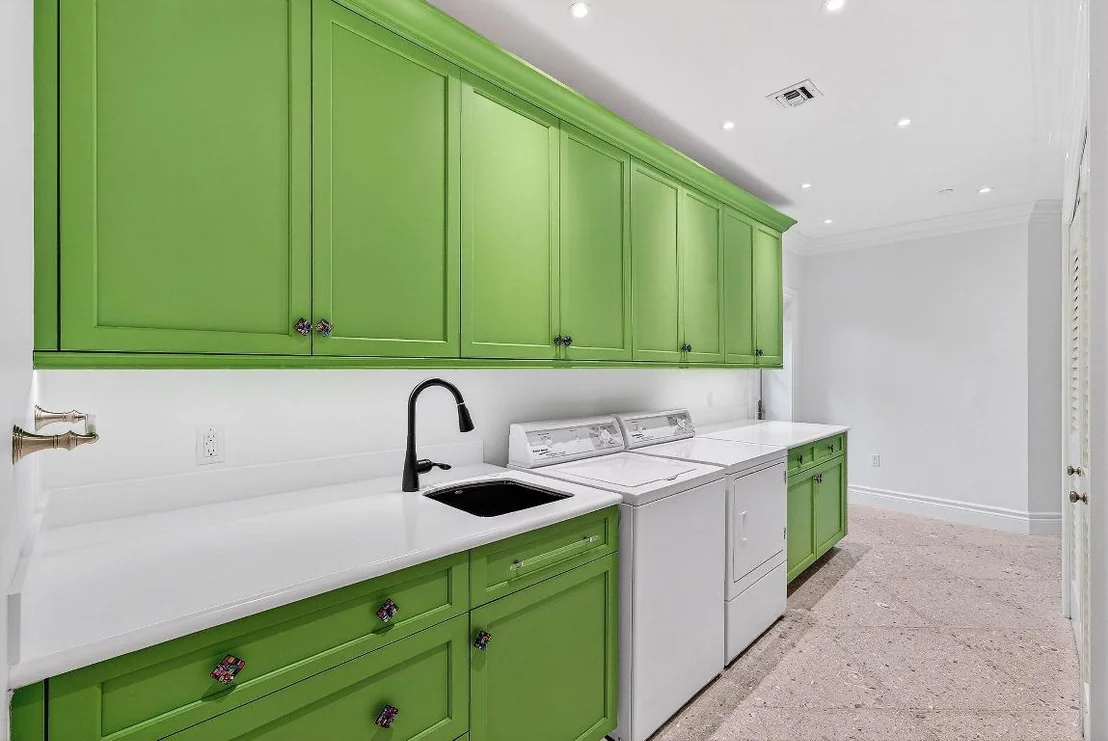 Photo of 720 N Ocean Boulevard