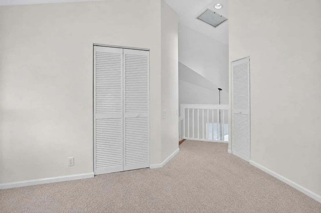Photo of 21692 Cromwell Circle